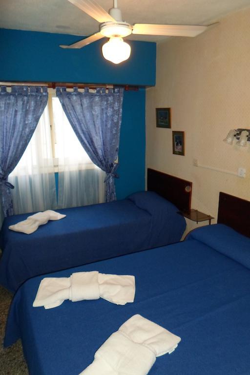 Hotel Mirasol Gubbio Phòng bức ảnh