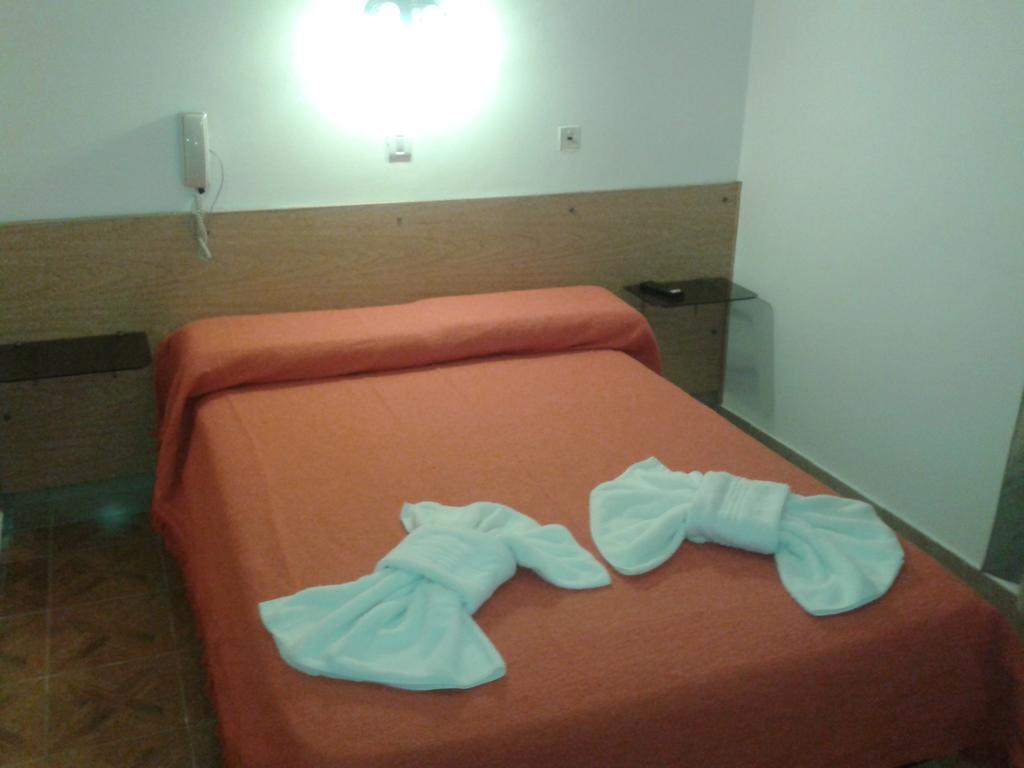 Hotel Mirasol Gubbio Phòng bức ảnh