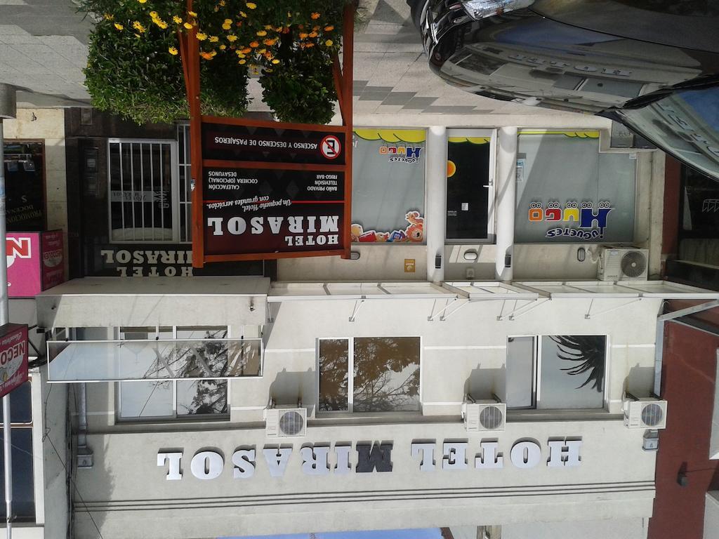 Hotel Mirasol Gubbio Ngoại thất bức ảnh